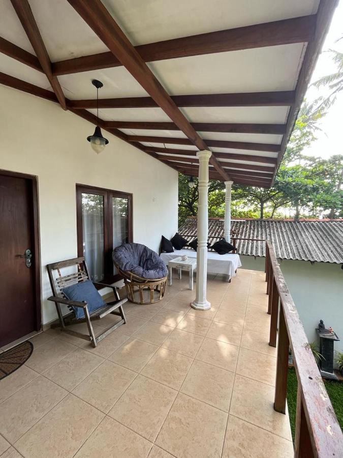 Beach House Kalukatiya - Family Villa, Seaview Room, Garden Room Dikwella Bagian luar foto