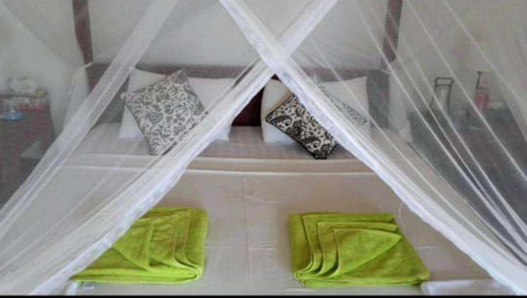 Beach House Kalukatiya - Family Villa, Seaview Room, Garden Room Dikwella Bagian luar foto